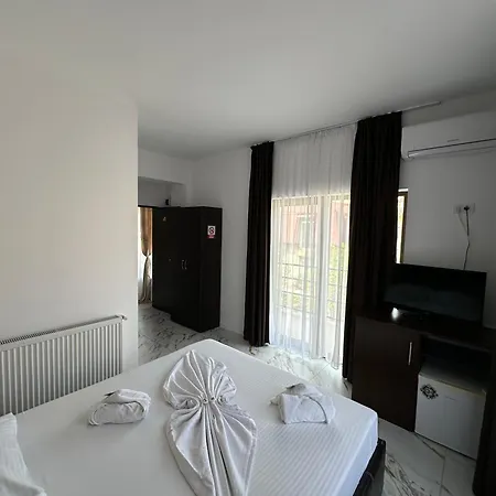 Πανσιόν Casa Roma Năvodari
